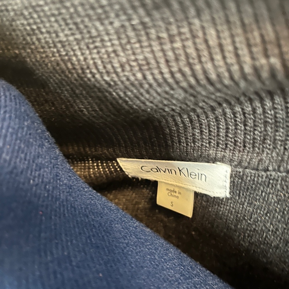 Calvin Klein Gray Short Sleeve Dress with Unique Collar - Picture 6 of 8